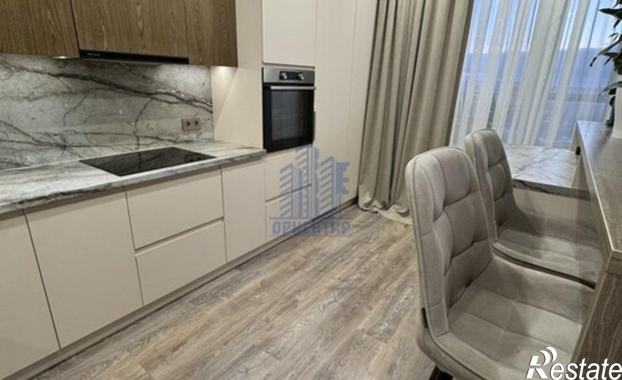 Купить квартиру за 21 900 000 рублей на улица Калинина, 93