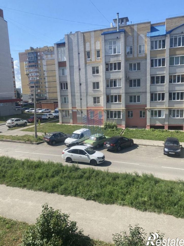 1-комн квартира улица Строителей, 10,  д. 10