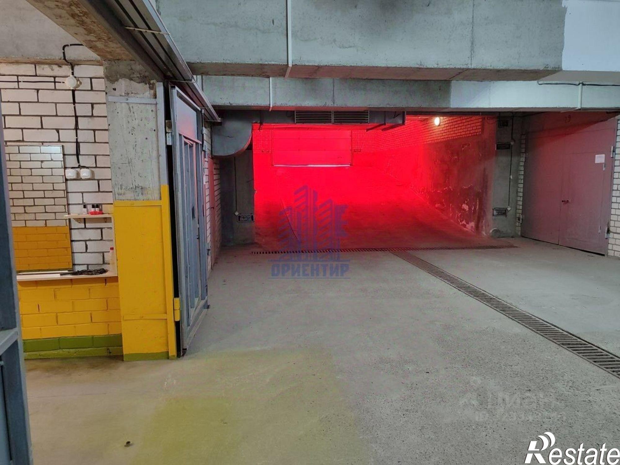 Купить гараж, место в паркинге за 1 700 000 рублей на Стартовая улица, 3 к1