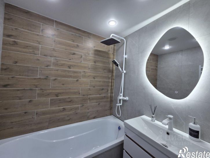 2-комн квартира пр-кт Максима Горького, 23,  д. 23