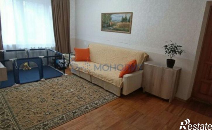 4-комн квартира улица Лебедева, 9,  д. 9