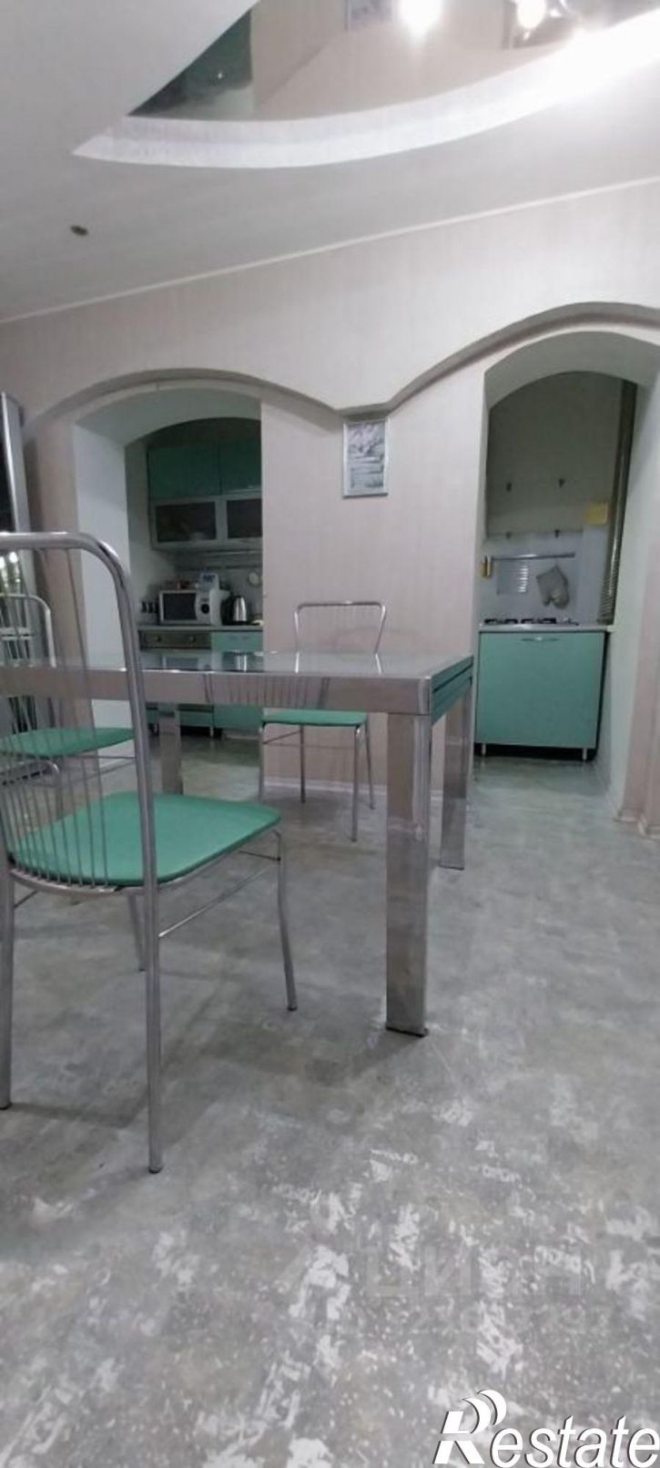 4-комн квартира Ярмарочная улица, 5,  д. 5