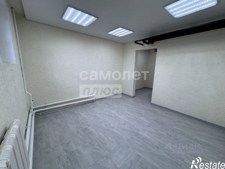 Помещение свободного назначения проспект Максима Горького, 19,  д. 19