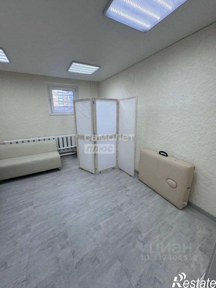 Помещение свободного назначения проспект Максима Горького, 19,  д. 19