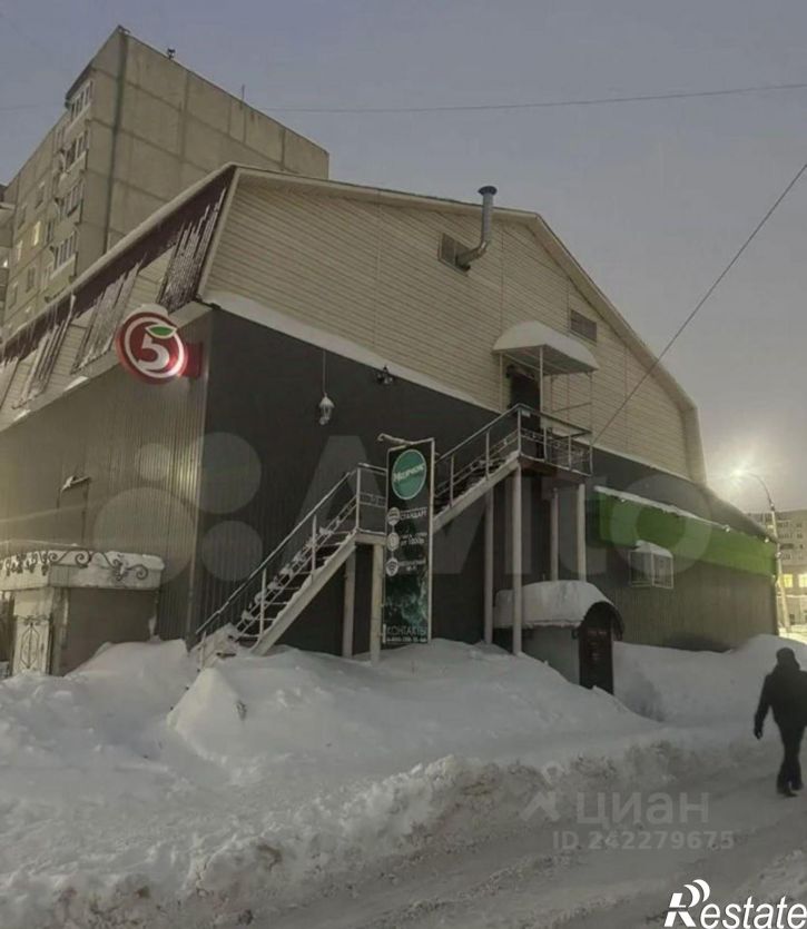 Помещение свободного назначения проспект Тракторостроителей, 24А,  д. 24А