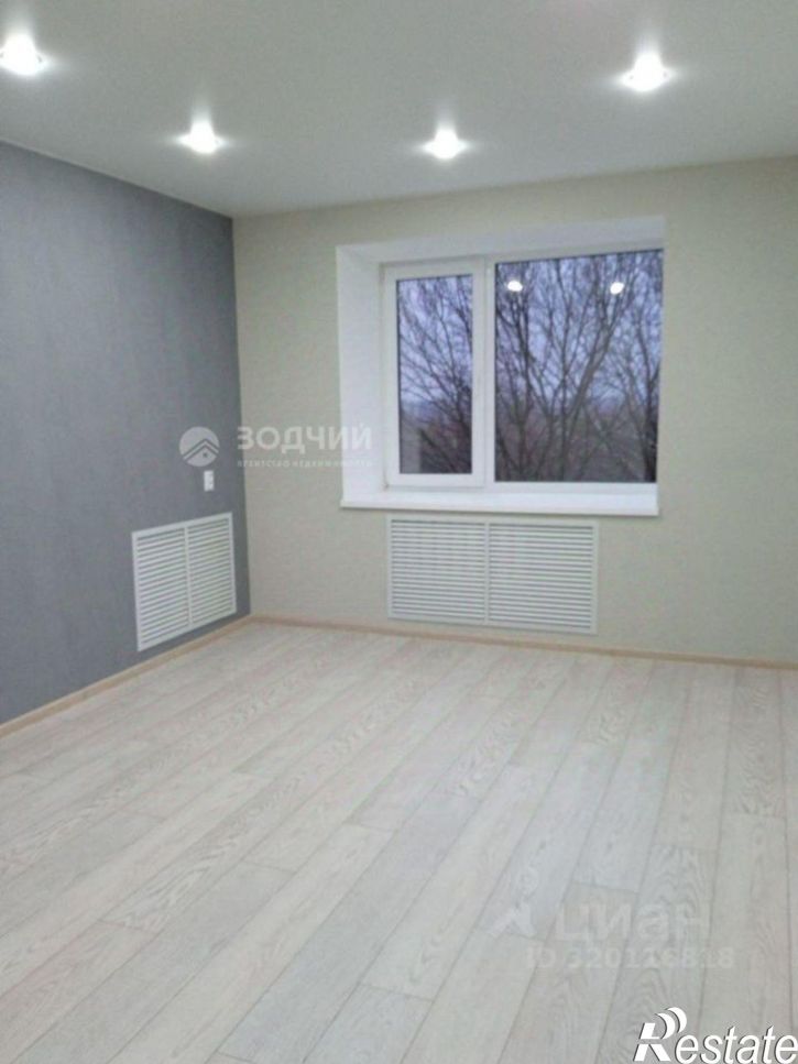 Комната площадь И.Ф.Скворцова, 3,  д. 3