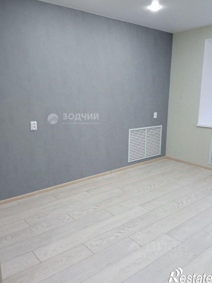 Комната площадь И.Ф.Скворцова, 3,  д. 3