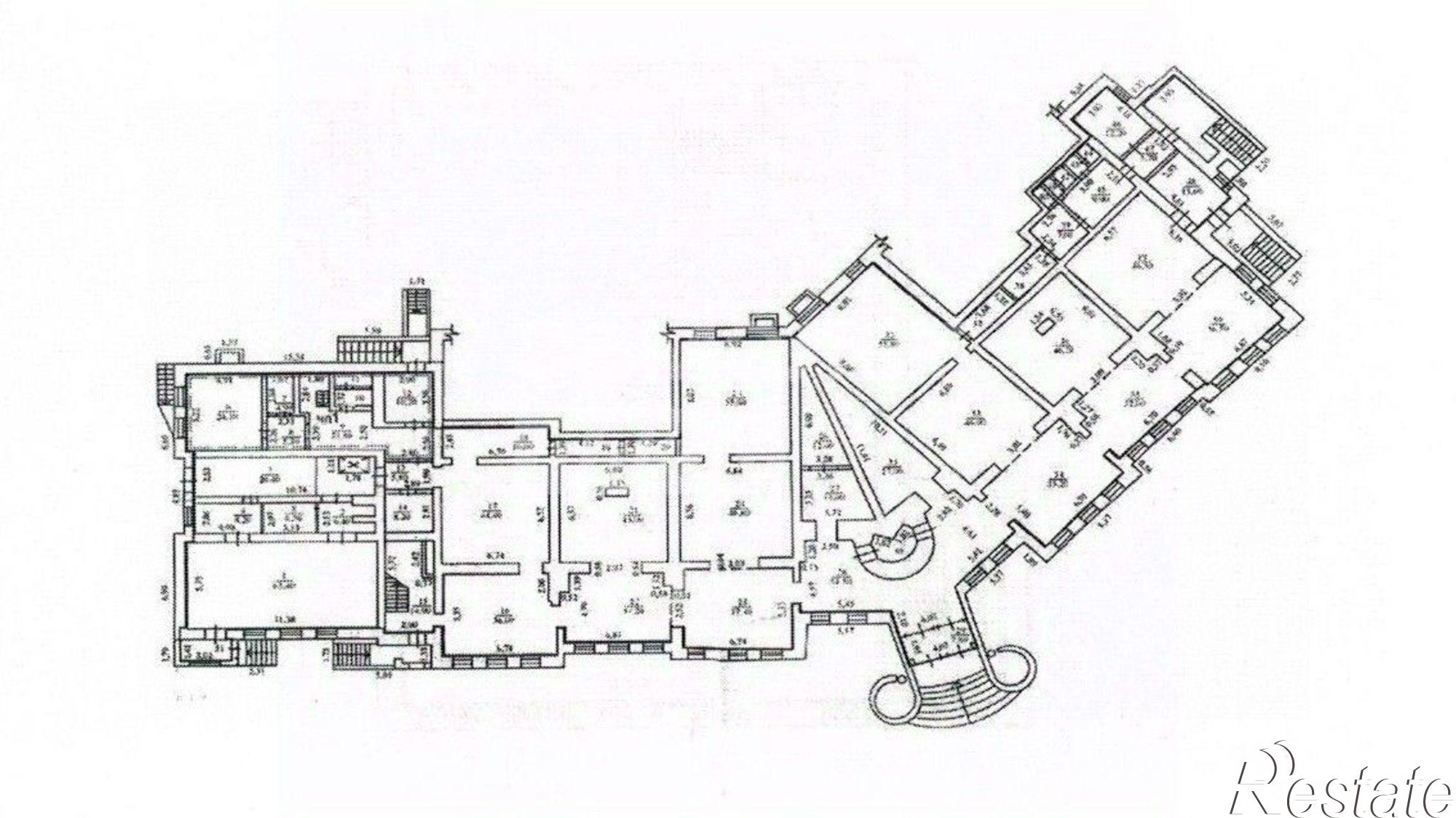 Купить торговое помещение за 110 001 000 рублей на улица Гагарина, 29