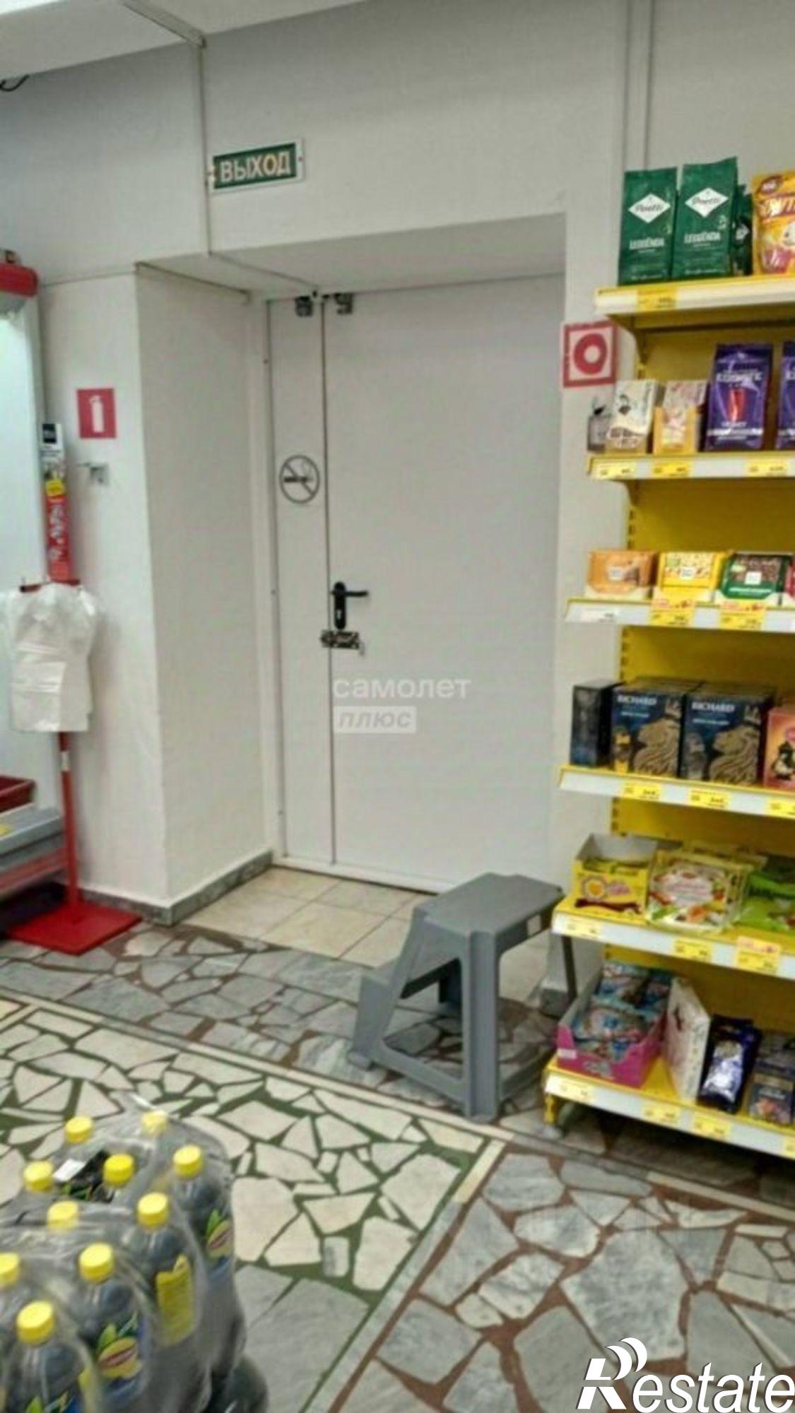 Купить торговое помещение за 110 001 000 рублей на улица Гагарина, 29