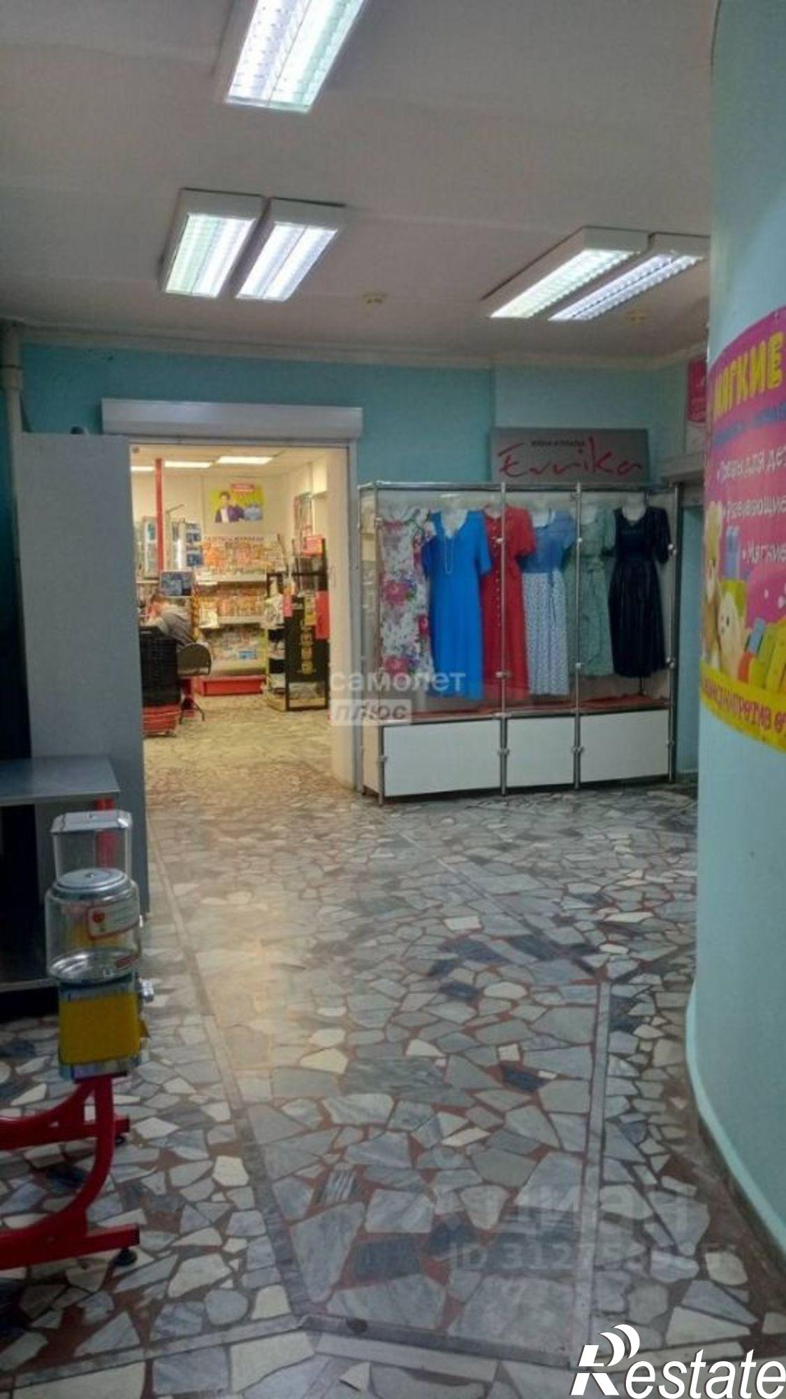 Купить торговое помещение за 110 001 000 рублей на улица Гагарина, 29