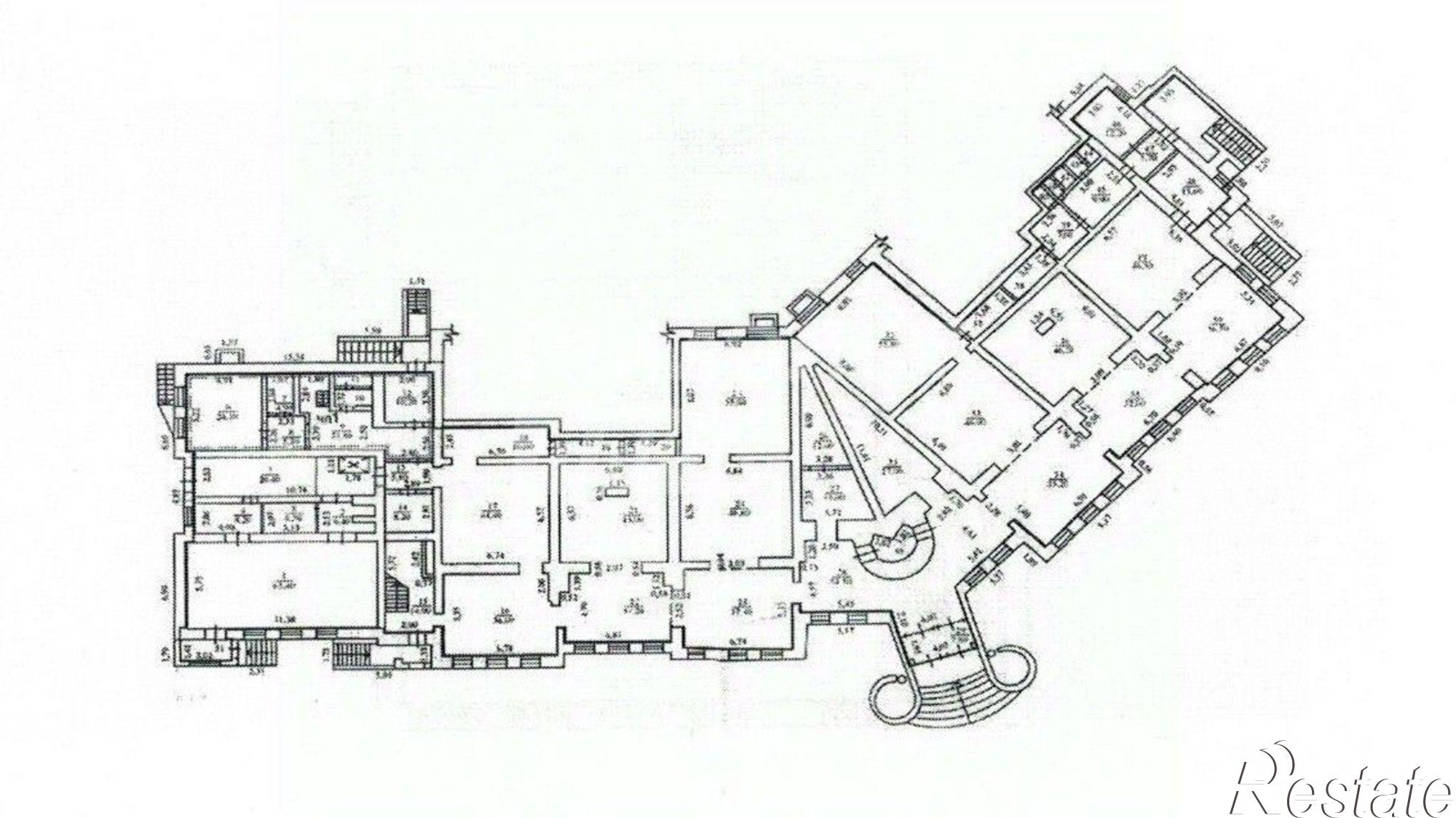 Купить торговое помещение за 110 001 000 рублей на улица Гагарина, 29