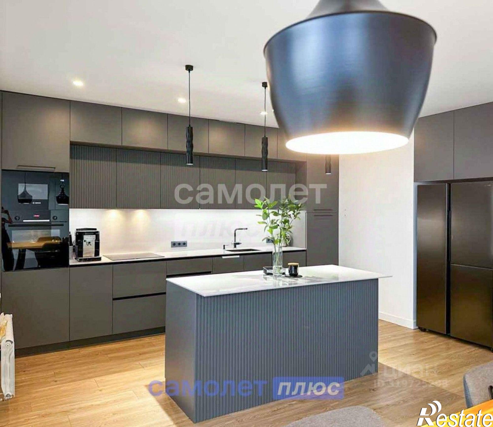 Купить квартиру за 25 000 000 рублей на улица Калинина, 93