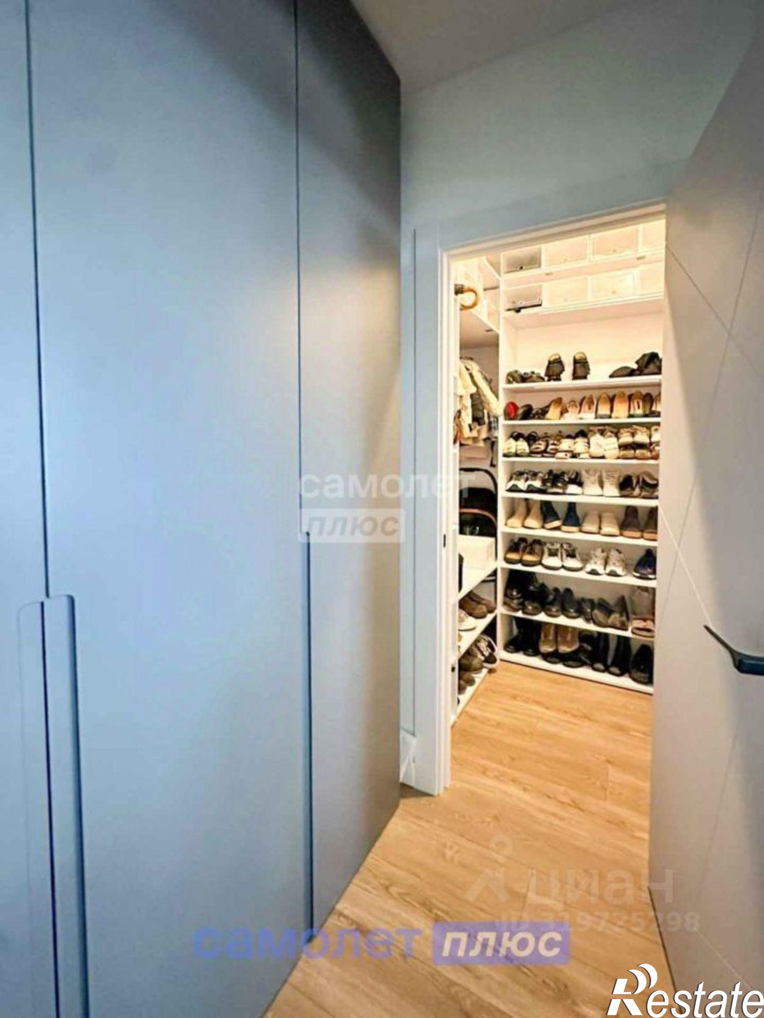 Купить квартиру за 25 000 000 рублей на улица Калинина, 93