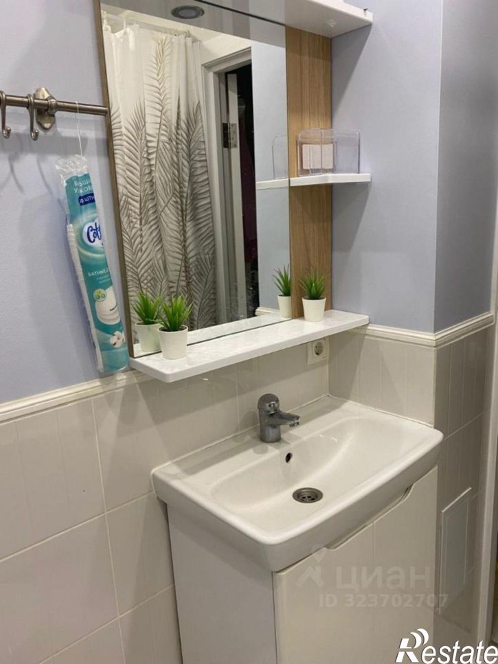 3-комн квартира Новогородская улица, 24,  д. 24