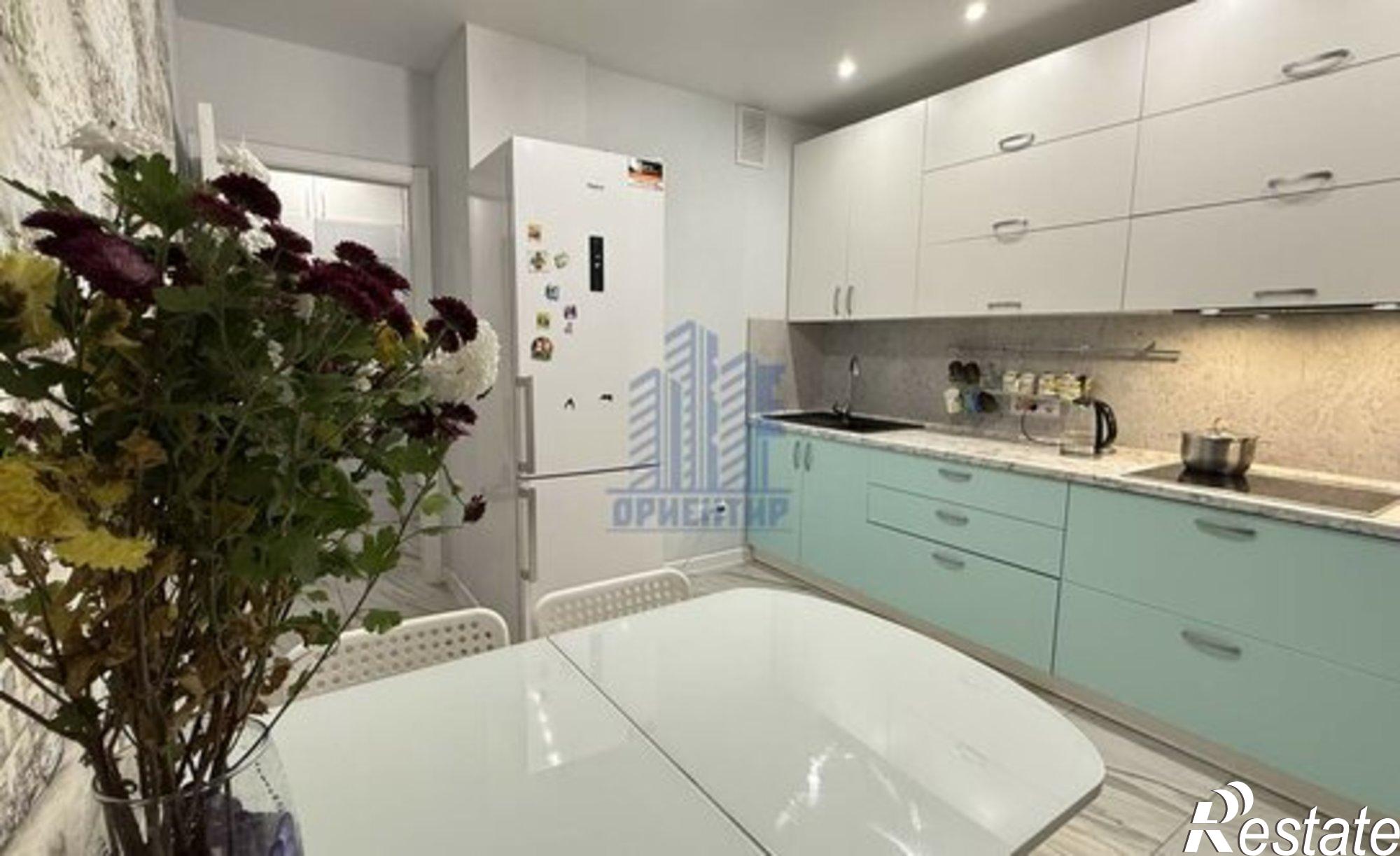 Купить квартиру за 8 400 000 рублей на ул Ярмарочная, 19 4