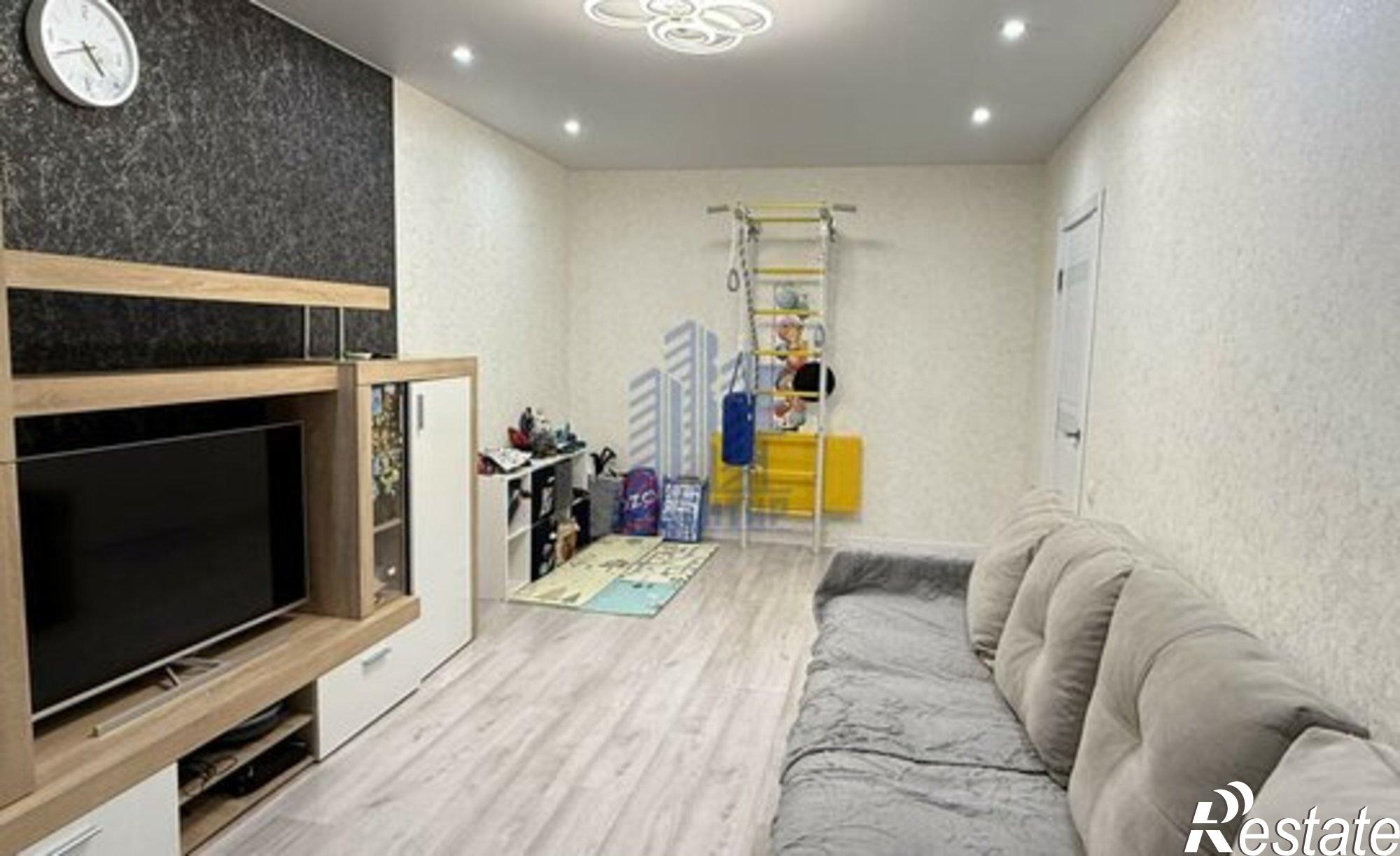 Купить квартиру за 8 400 000 рублей на ул Ярмарочная, 19 4