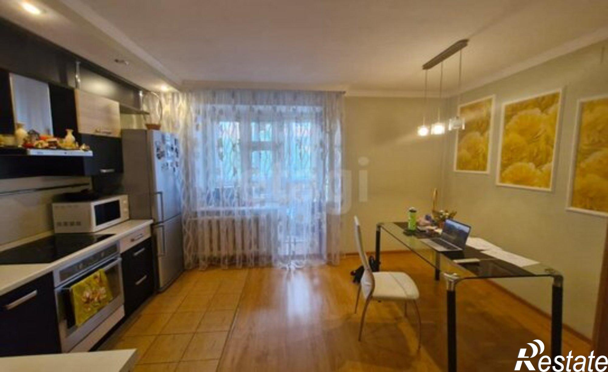 Купить квартиру за 9 100 000 рублей на Ярмарочная улица, 6