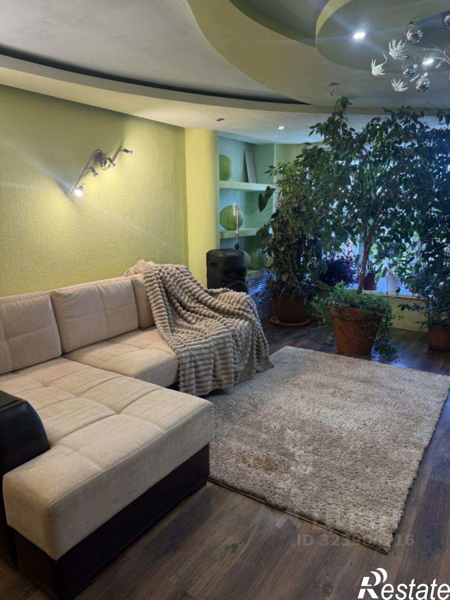 Купить квартиру за 12 000 000 рублей на ул Гагарина Ю., 33