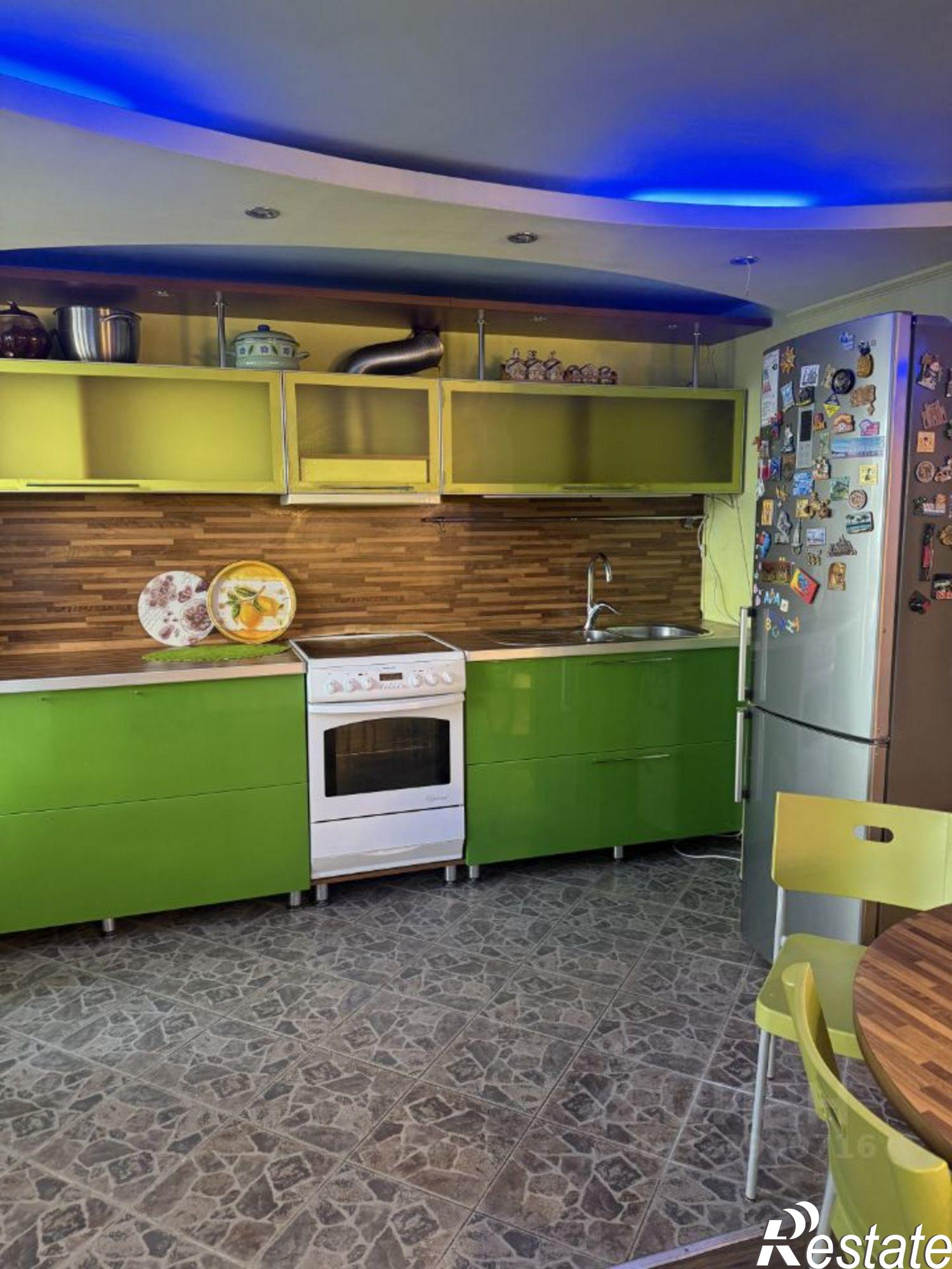 Купить квартиру за 12 000 000 рублей на ул Гагарина Ю., 33