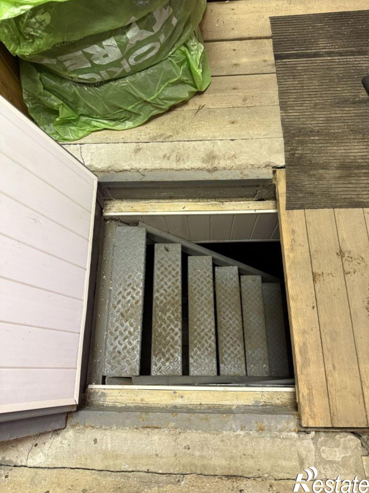 Купить гараж, место в паркинге за 1 800 000 рублей на улица Пирогова, 4А