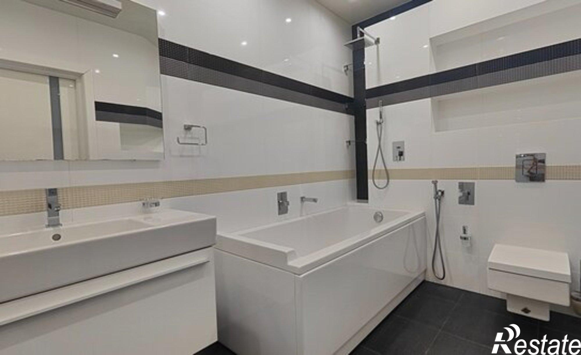 Купить квартиру за 16 500 000 рублей на Московский пр-кт, 16