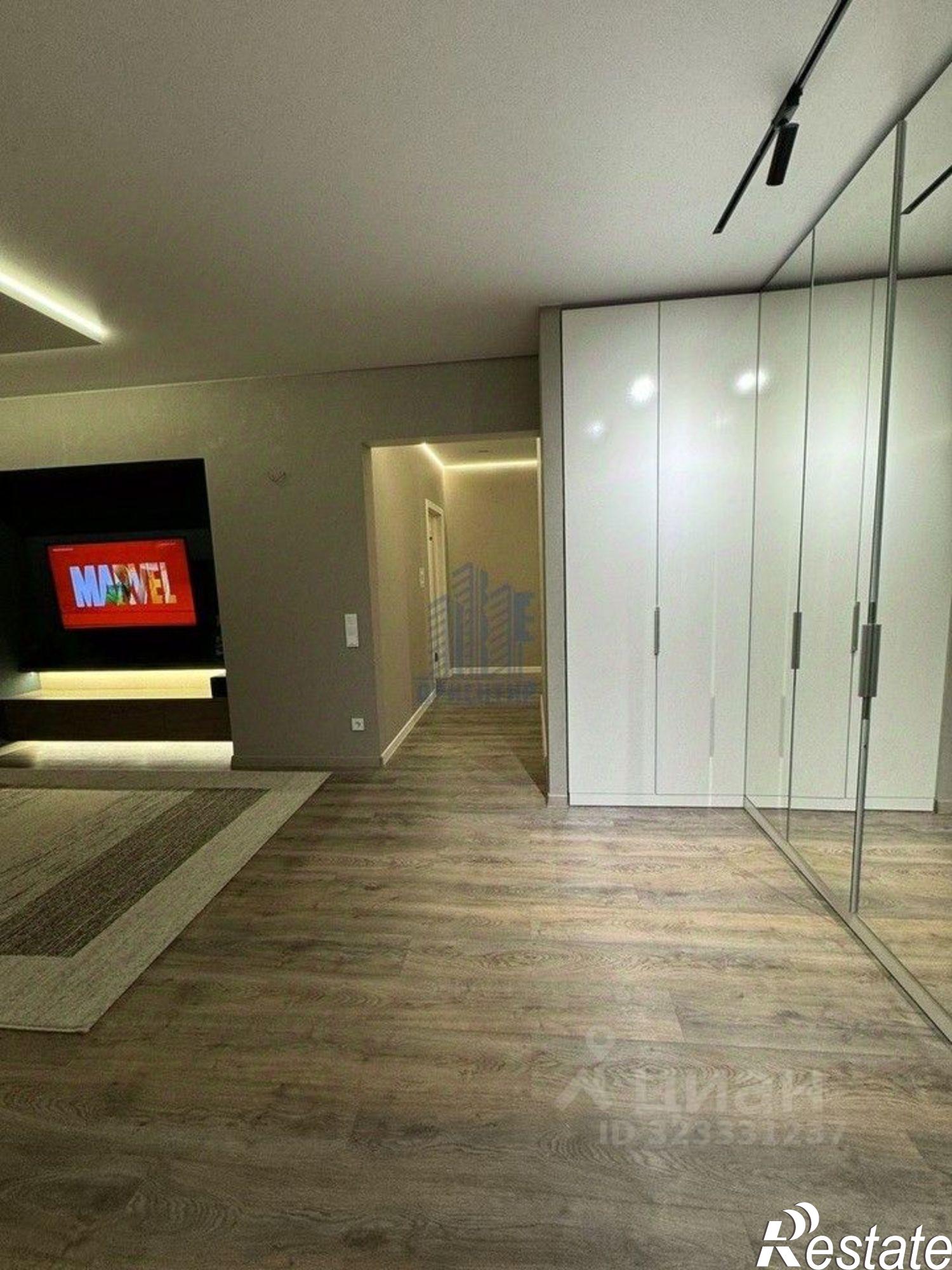 Купить квартиру за 21 900 000 рублей на ул Калинина, 97