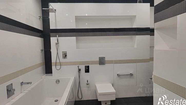 3-комн квартира Московский проспект, 16,  д. 16