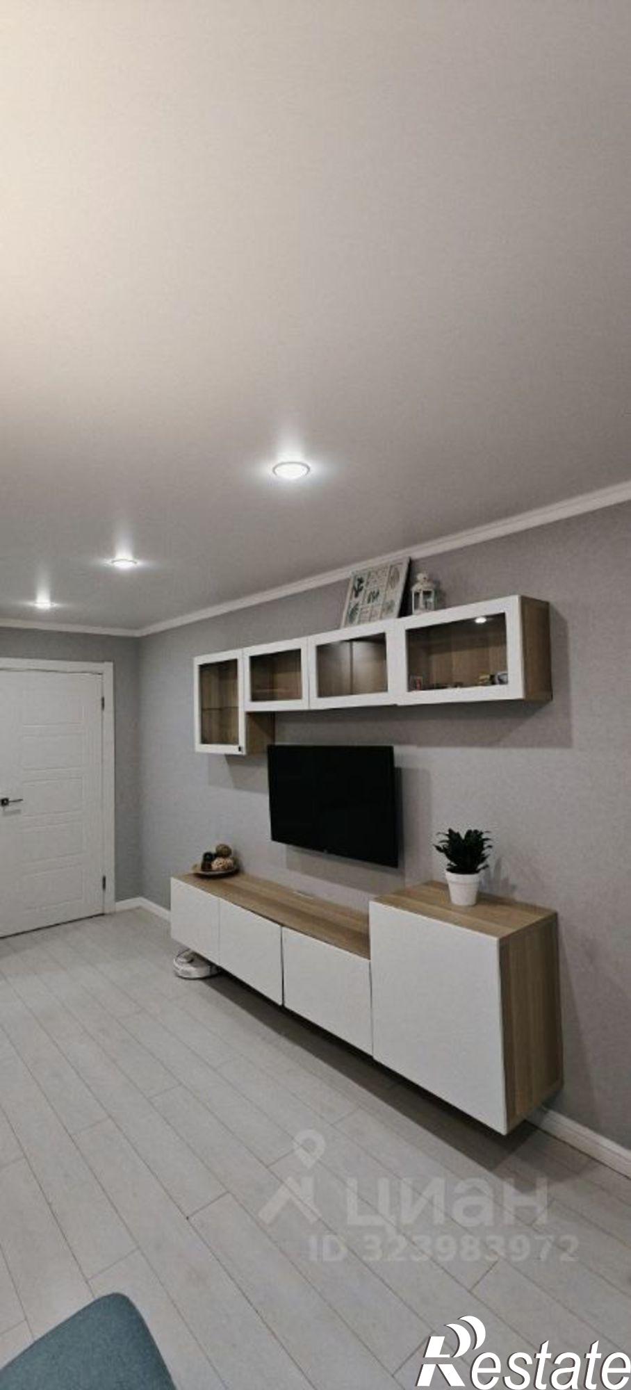 Купить квартиру за 11 270 000 рублей на Новогородская улица, 24