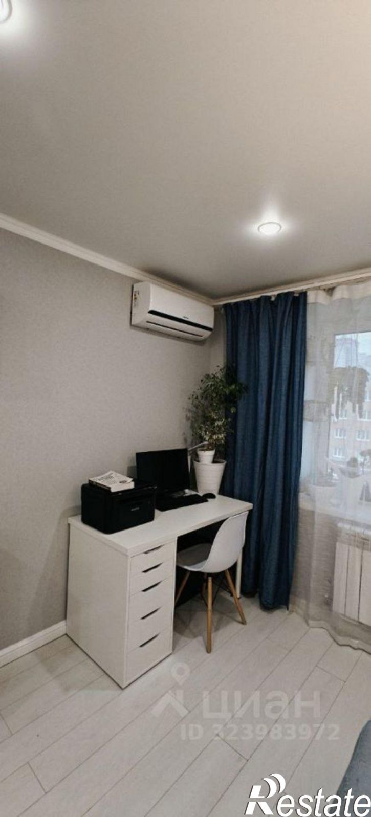 3-комн квартира Новогородская улица, 24,  д. 24