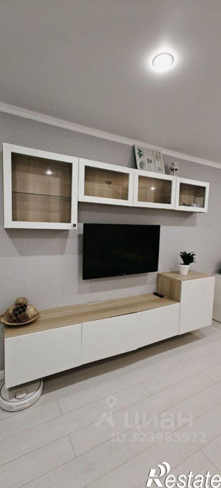 3-комн квартира Новогородская улица, 24,  д. 24