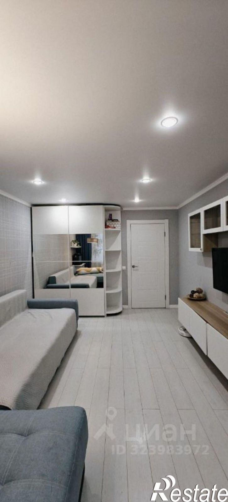 3-комн квартира Новогородская улица, 24,  д. 24