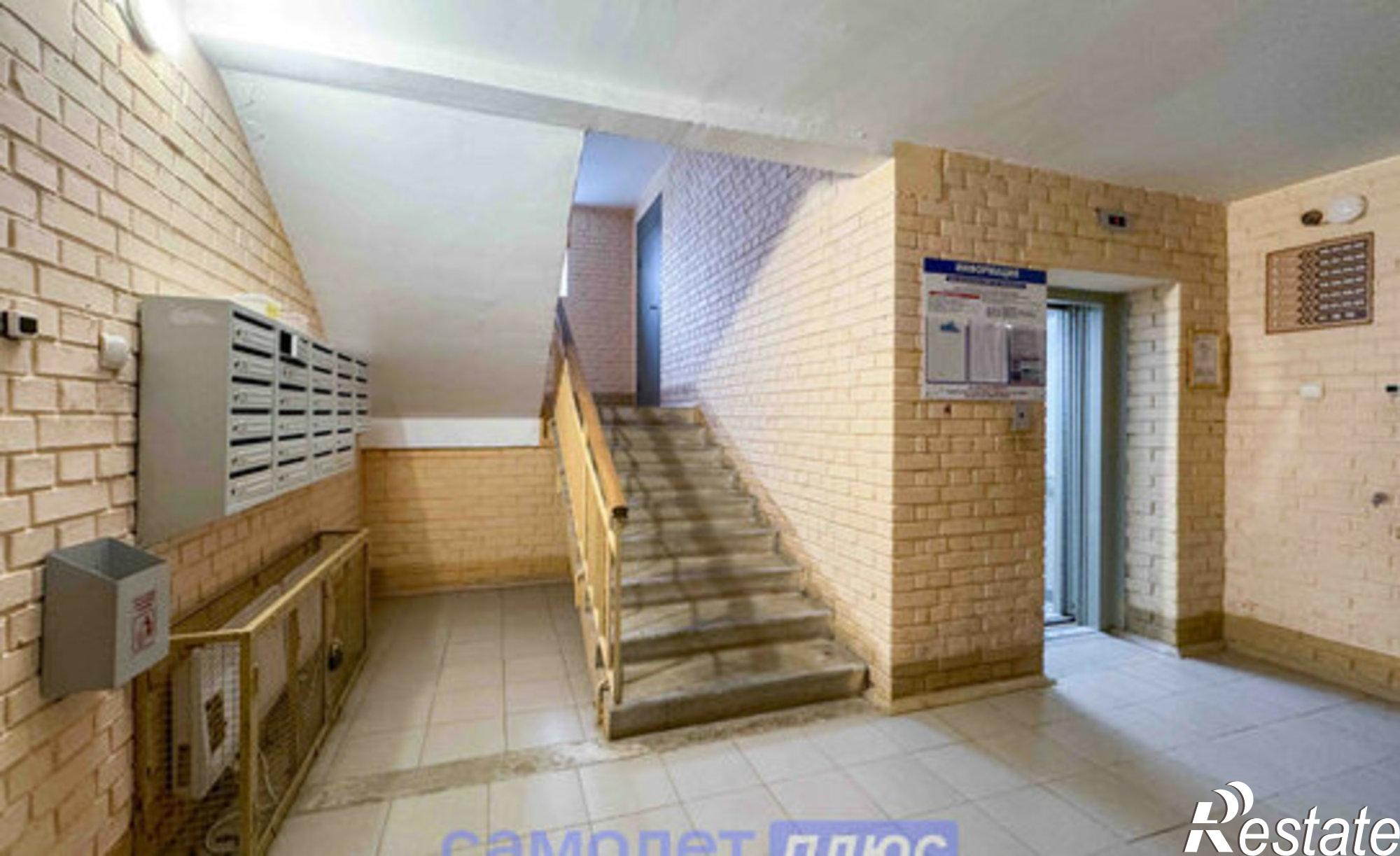 Купить квартиру за 15 100 000 рублей на ул Петра Ермолаева, 4