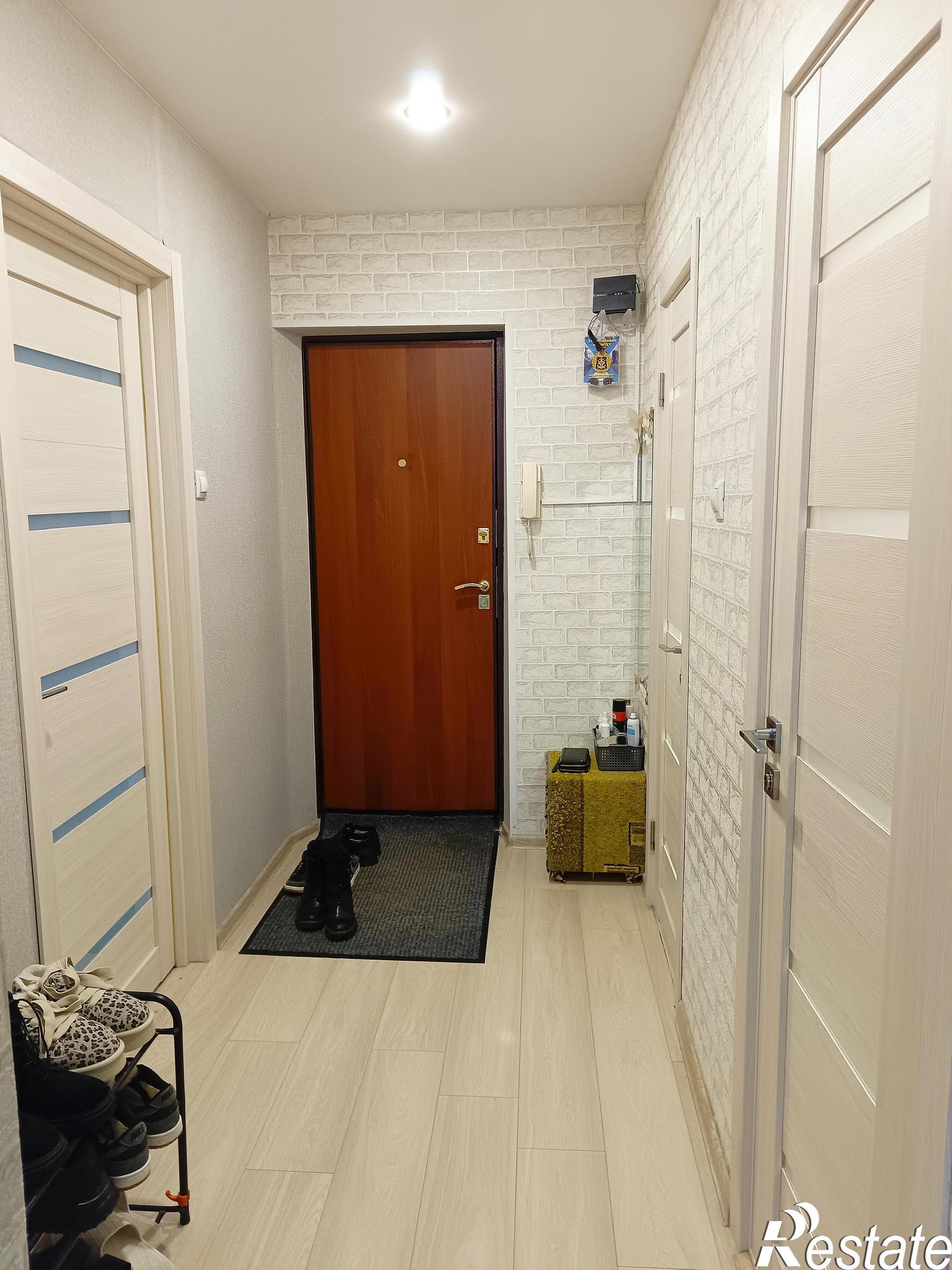 Купить квартиру за 4 050 000 рублей на Гузовского улица,5