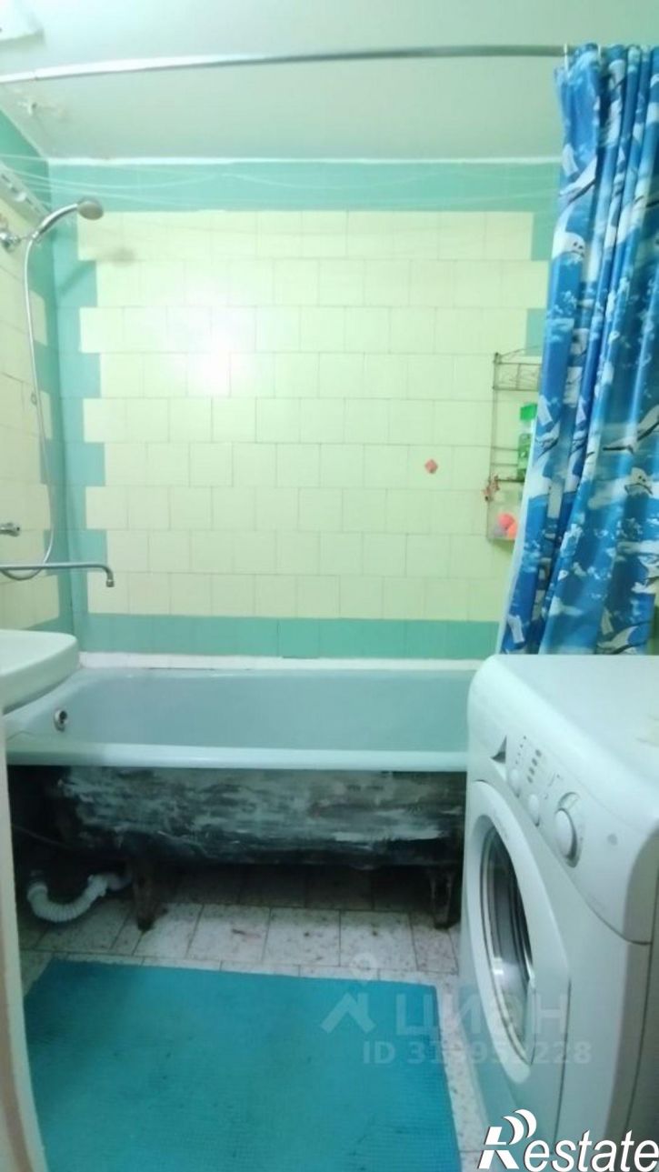 3-комн квартира улица Гузовского, 38,  д. 38