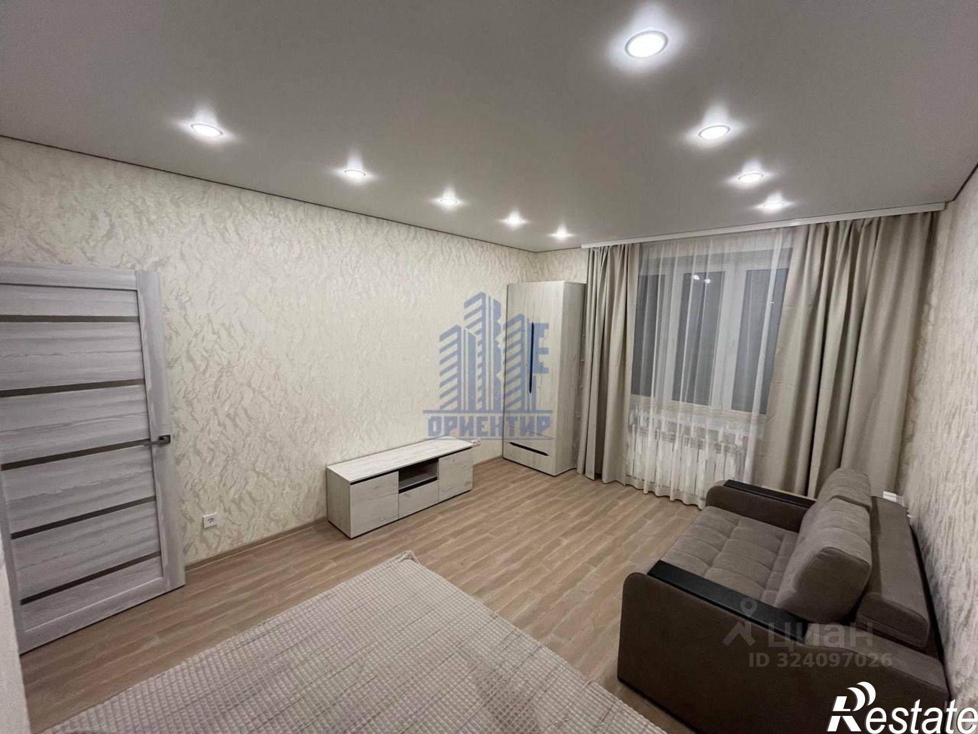 Сдать квартиру за 28 000 рублей на улица Короленко, 15