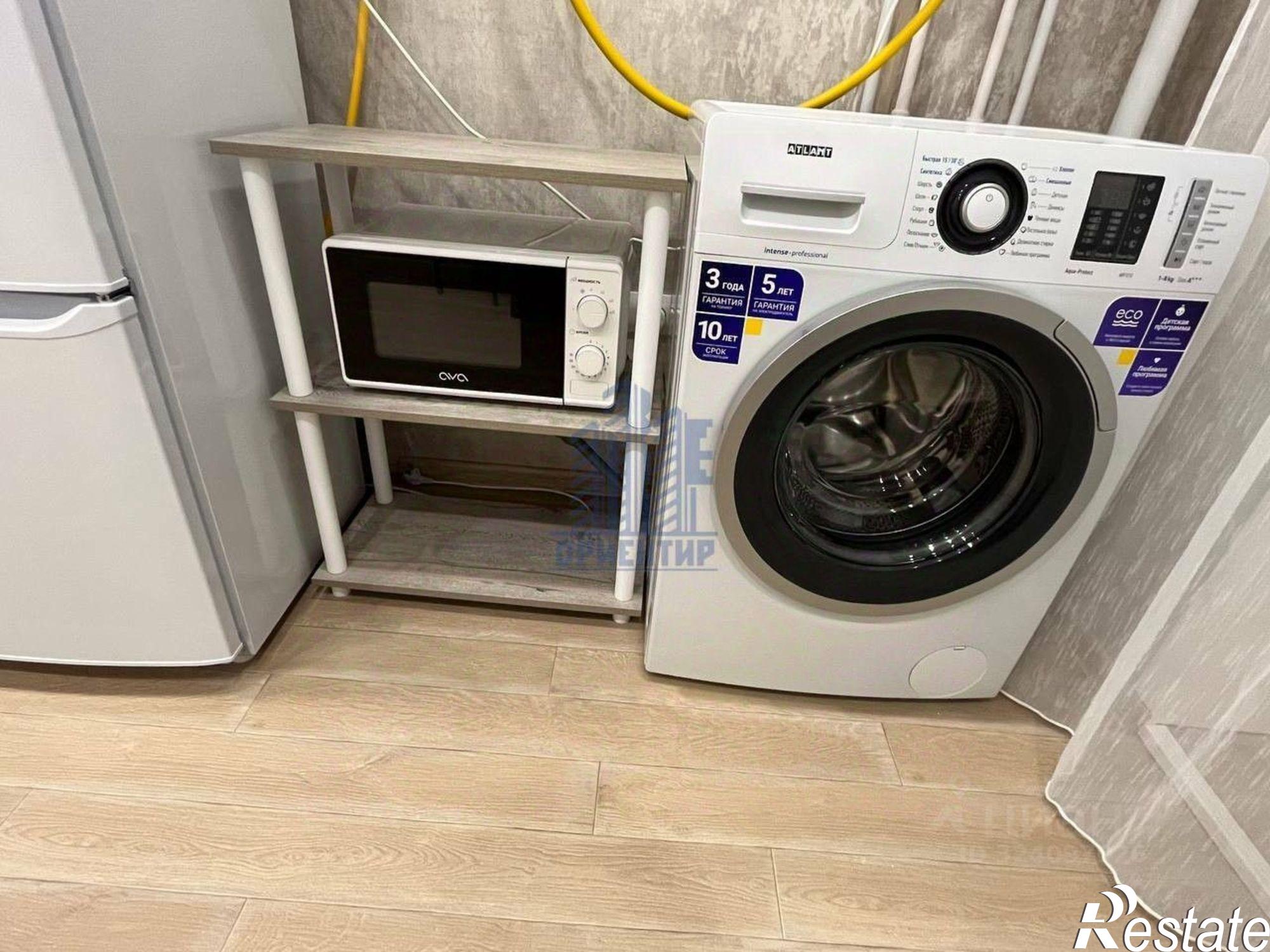 Сдать квартиру за 28 000 рублей на улица Короленко, 15