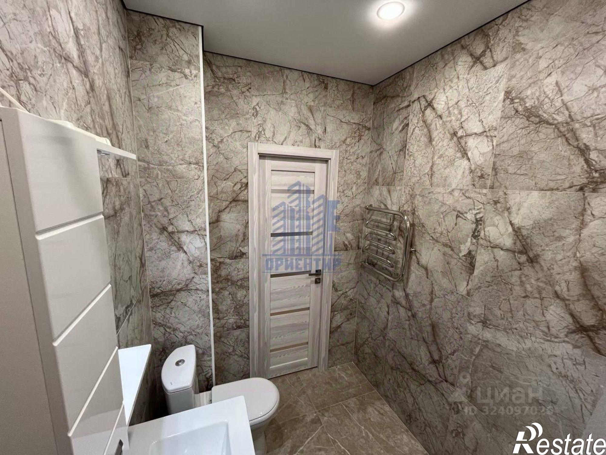 Сдать квартиру за 28 000 рублей на улица Короленко, 15