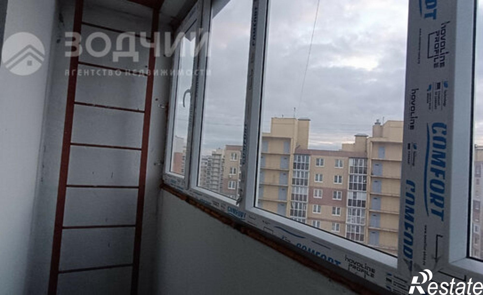 Купить квартиру за 4 350 000 рублей на Солнечный б-р, 8 2