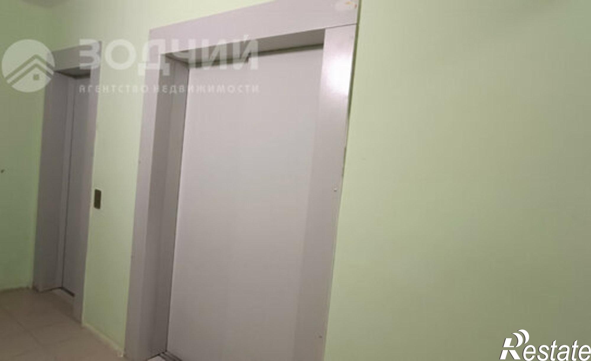 Купить квартиру за 4 350 000 рублей на Солнечный б-р, 8 2