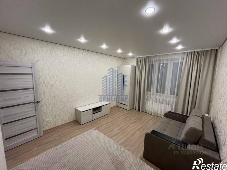 1-комн квартира улица Короленко, 15,  д. 15