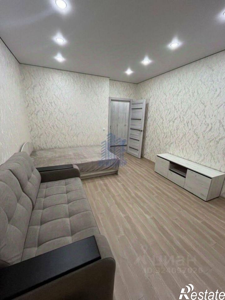 1-комн квартира улица Короленко, 15,  д. 15