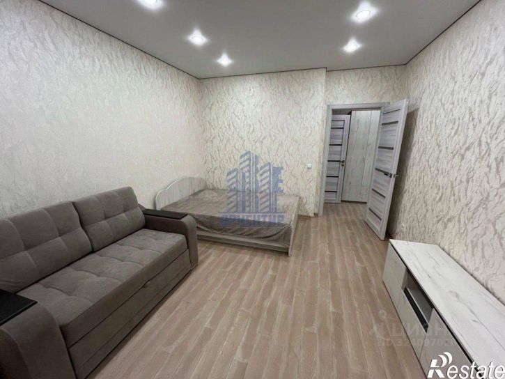 1-комн квартира улица Короленко, 15,  д. 15