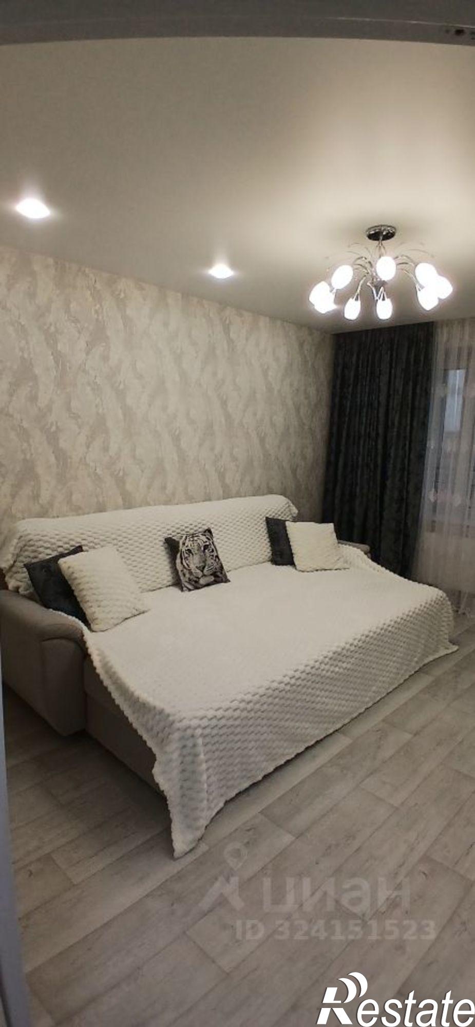 Сдать квартиру за 35 000 рублей на улица Шумилова, 8 к1