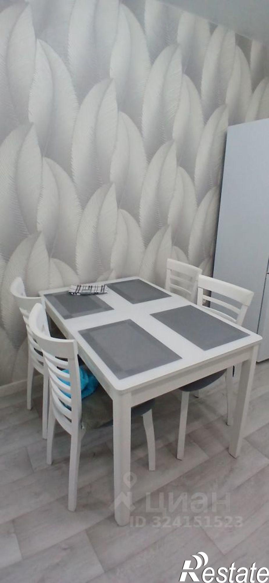 Сдать квартиру за 35 000 рублей на улица Шумилова, 8 к1