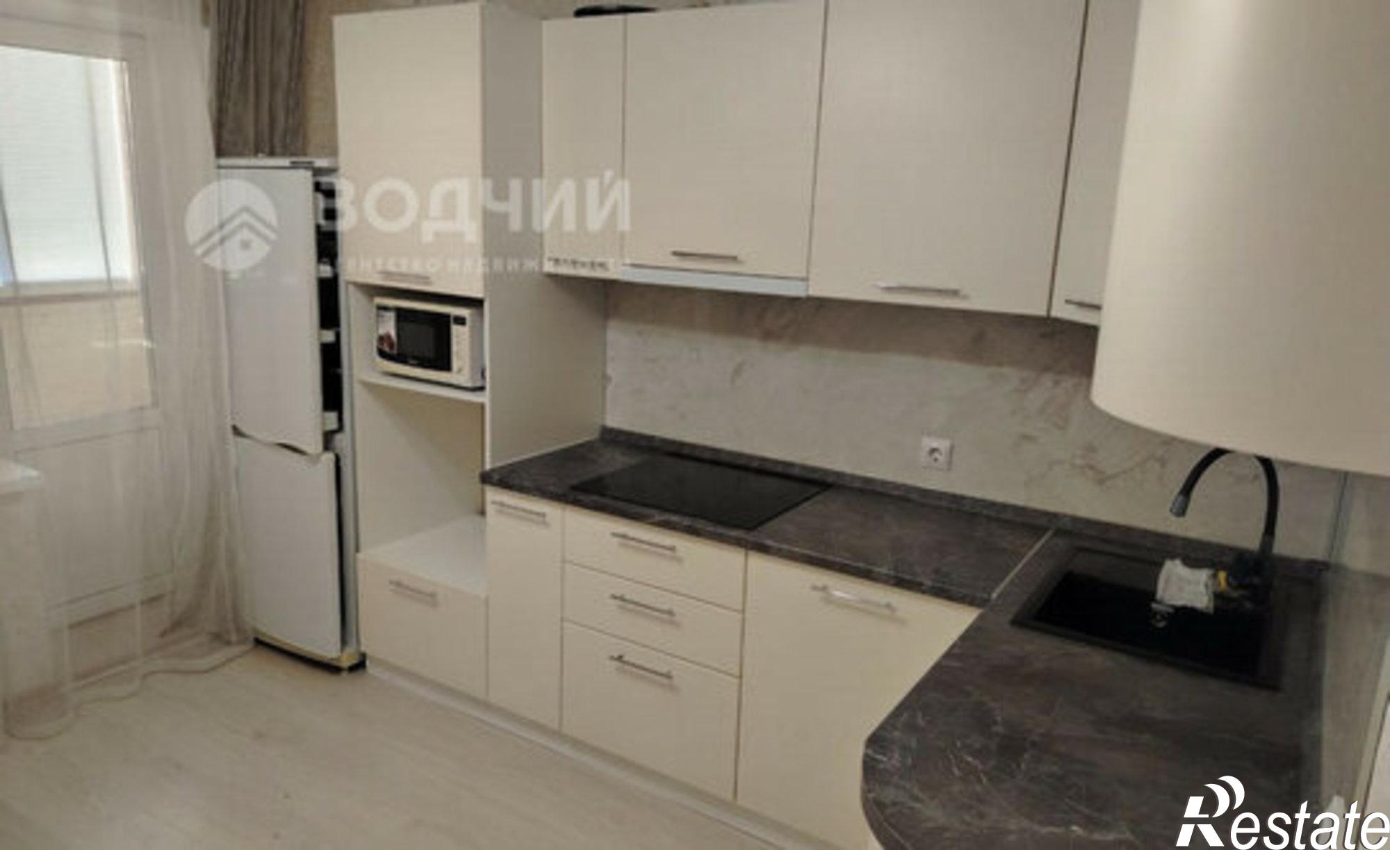 Купить квартиру за 4 500 000 рублей на Восточная улица, 13