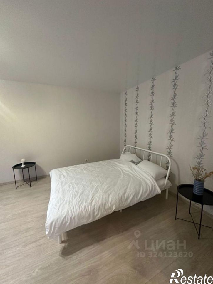 1-комн квартира улица Петра Ермолаева, 3,  д. 3