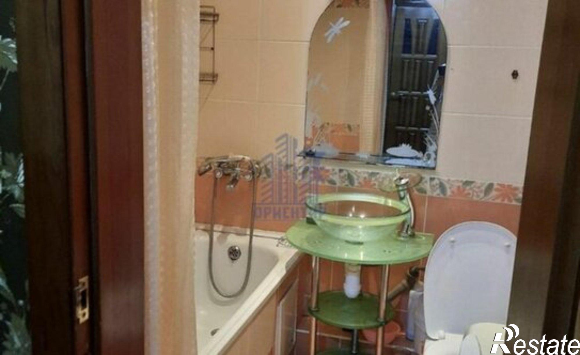 Купить квартиру за 5 800 000 рублей на ул Строителей, 9