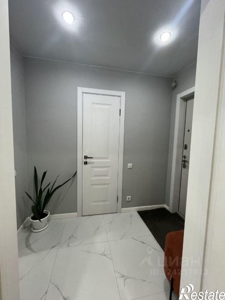 1-комн квартира ул Писателя Лаврентия Таллерова, 12,  д. 12