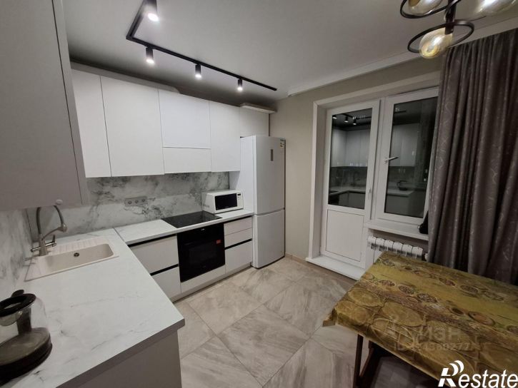 1-комн квартира ул Писателя Лаврентия Таллерова, 14,  д. 14