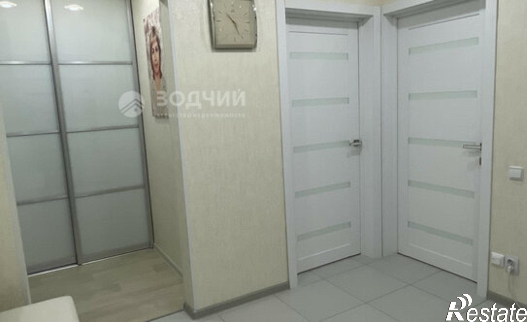 Купить квартиру за 6 100 000 рублей на Солнечный б-р, 6